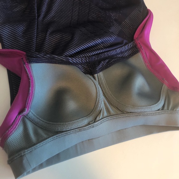 Nike Dri Fit | Atlethic Workout Tank Top - Picture 5 of 5